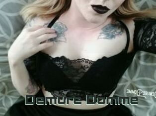 Demure_Domme