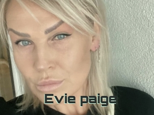 Evie_paige