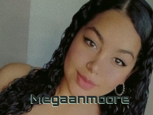 Megaanmoore