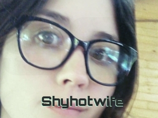 Shyhotwife