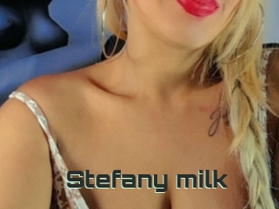 Stefany_milk