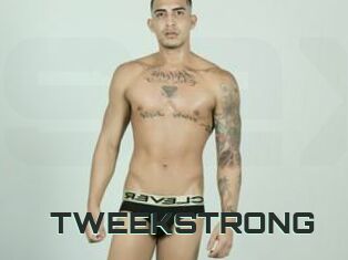 TWEEKSTRONG