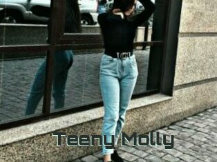 Teeny_Molly